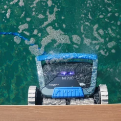 Robot De Piscine Electrique M700 Dolphin -Entretien De La Piscine Soldes 435556 imgWEB robot electrique m700 dolphin 2 e3dc